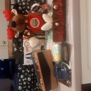 Mobile Dog Gear  Tote Travel Bag with lots of pet goodies!   REDUCED